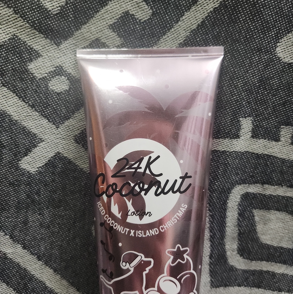 Victoria's Secret PINK 24K Coconut Scented Body Lotion ~ 85% full 8.0 fl oz - Picture 2 of 9